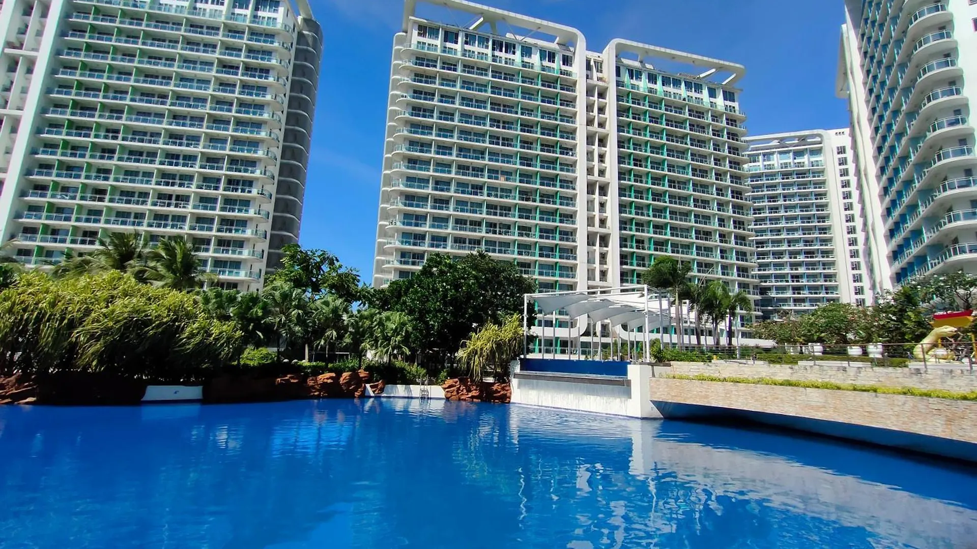 Azure'S Best By Condo Suites Ph Manila Philippines
